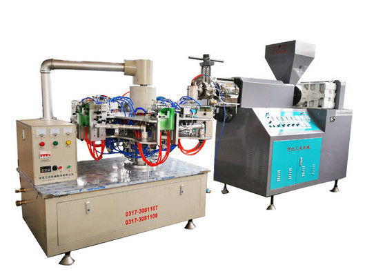คุณภาพ  0.4m3/Min 8kg 1 litre Rotary Blow Molding Machine 2500PCS/HR โรงงาน