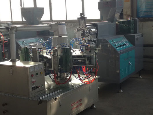 7.5KW 4 สถานี PP เครื่องเป่าขวดพลาสติกขนาดเล็ก 1000ml