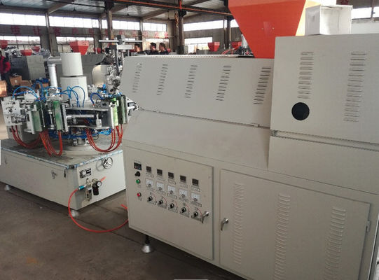 7.5KW 4 สถานี PP เครื่องเป่าขวดพลาสติกขนาดเล็ก 1000ml