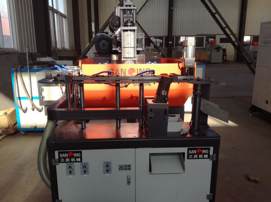เครื่องเป่าขวดพลาสติกขนาด 330 มล. 18.5KW 2000kg