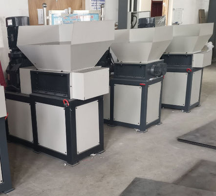 เครื่องเสริม ISO9001 เครื่องบดเศษโลหะ 3kW 300kg / H