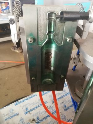 แม่พิมพ์เป่าขวดเดียวแบบท่อยาว PE Blow Moulding S136