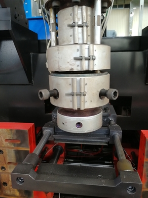 20 ลิตร 30 ลิตร 25 ลิตรพลาสติก Jerry Can, Drums Extrusion Blow Molding Machine